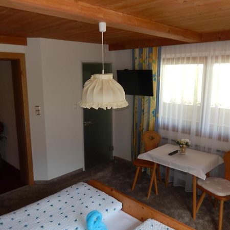 Gaestehaus Lukasser Hippach Chambre photo